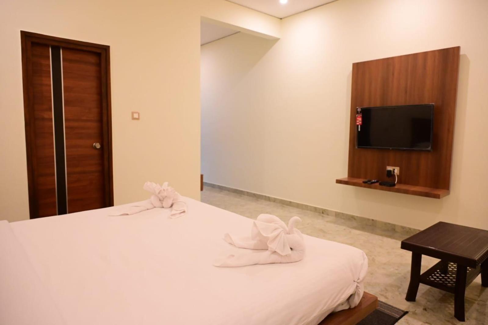 Kcg Residency Hotel Mysore Exterior photo